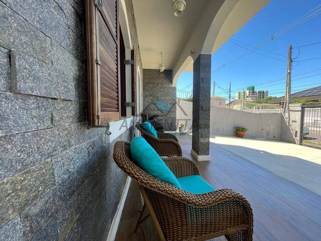 #752 - Sobrado para Venda em Caraguatatuba - SP