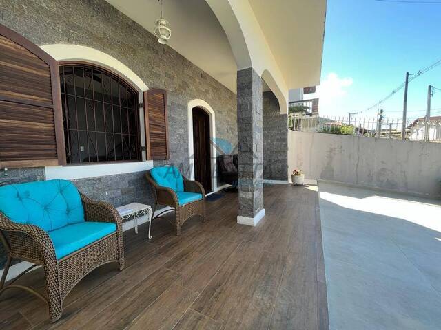 #752 - Sobrado para Venda em Caraguatatuba - SP