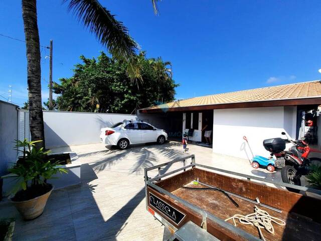 Casa para Venda em Caraguatatuba - 3
