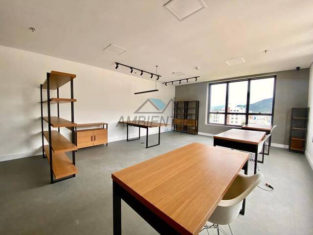 Sala para Locação em Caraguatatuba - 4