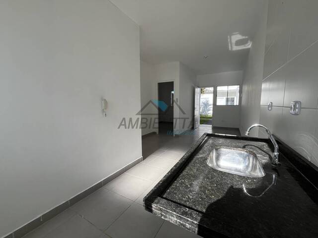 Casa para Venda em Caraguatatuba - 5