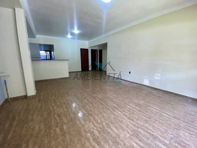 Casa para Venda em Caraguatatuba - 5