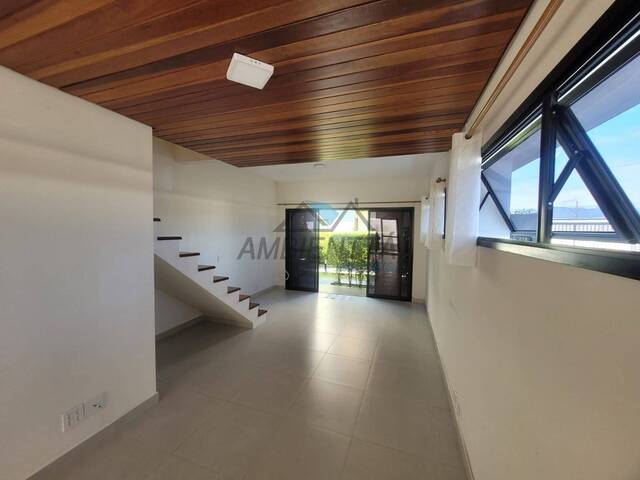 Casa para Venda em Caraguatatuba - 4