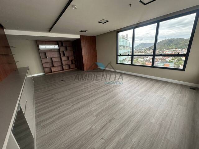 #1041 - Sala para Locação em Caraguatatuba - SP