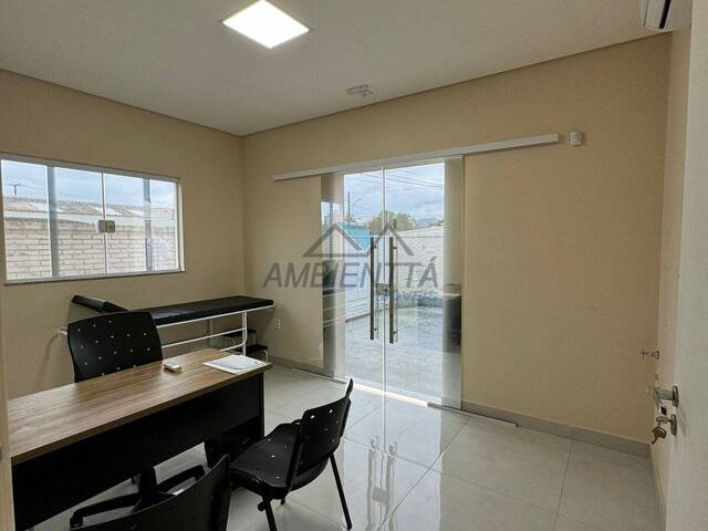 #1058 - Sala para Locação em Caraguatatuba - SP