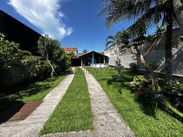 #1071 - Casa para Venda em Caraguatatuba - SP