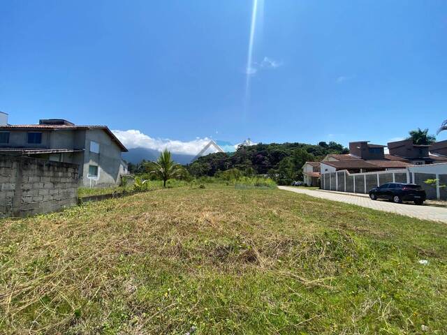 Terreno para Venda em Caraguatatuba - 4