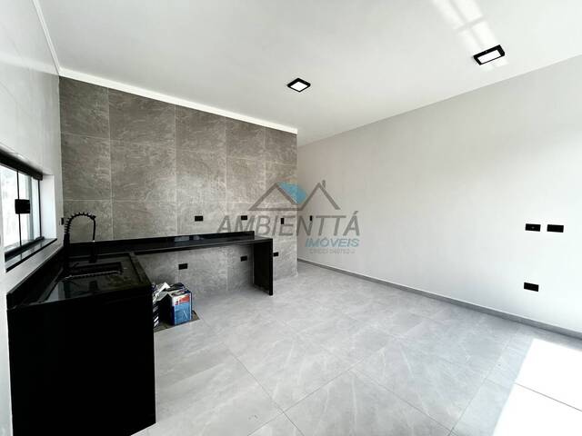 Casa para Venda em Caraguatatuba - 4