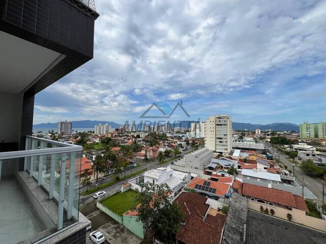 Apartamento para Venda em Caraguatatuba - 4