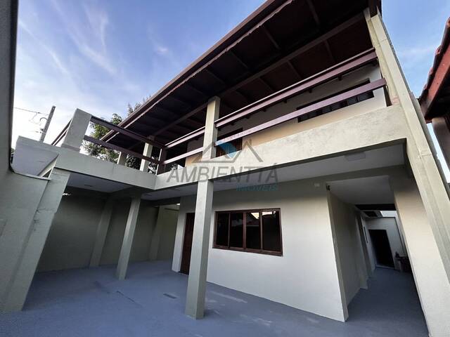 #1135 - Casa para Locação em Caraguatatuba - SP