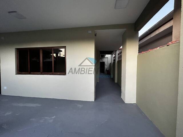 #1135 - Casa para Locação em Caraguatatuba - SP