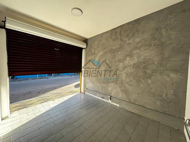 #1138 - Sala para Locação em Caraguatatuba - SP