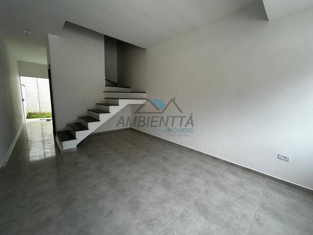 #1153 - Casa para Locação em Caraguatatuba - SP