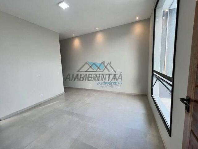 Casa para Venda em Caraguatatuba - 4