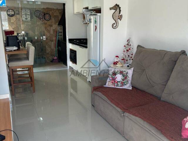 Casa para Venda em Caraguatatuba - 2