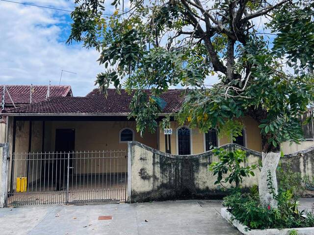 Casa para Venda em Caraguatatuba - 2