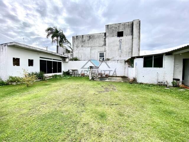 Casa para Venda em Caraguatatuba - 4