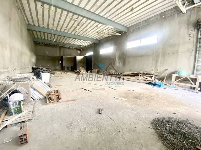 Sala para Venda em Caraguatatuba - 2