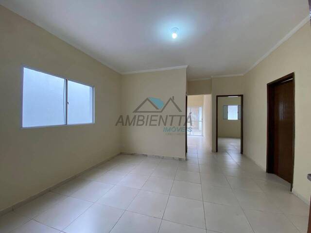Casa para Venda em Caraguatatuba - 2