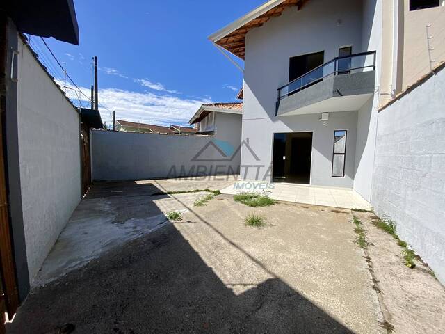 Sobrado para Locação em Caraguatatuba - 3