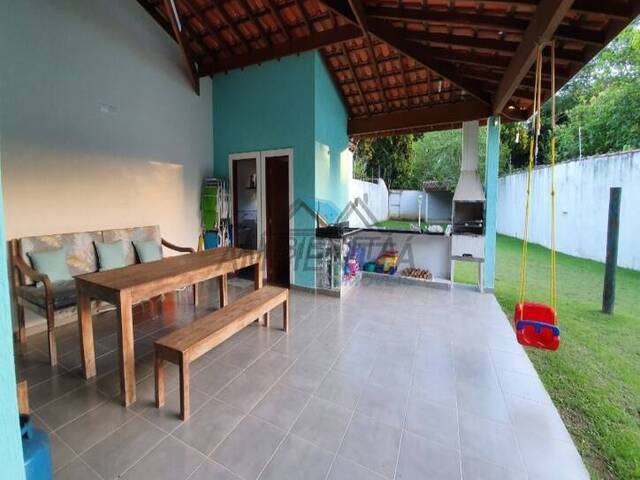 Sobrado para Venda em Caraguatatuba - 4