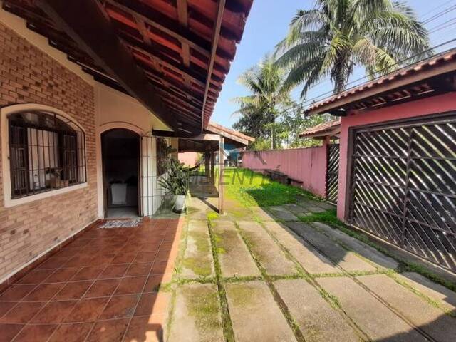 Casa para Venda em Caraguatatuba - 4